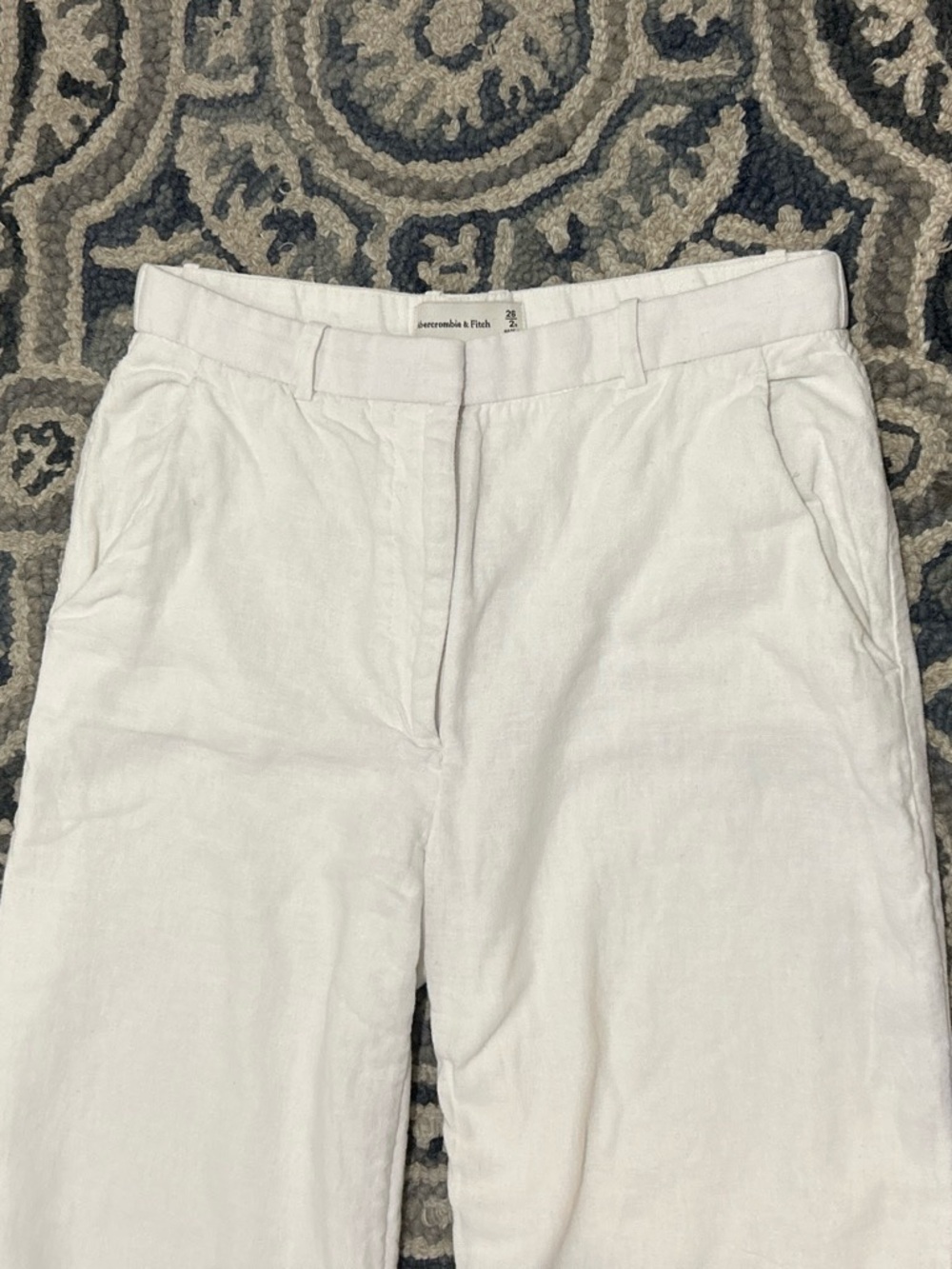 Abercrombie & Fitch Women’s White Linen-Blend Straight Leg Trouser